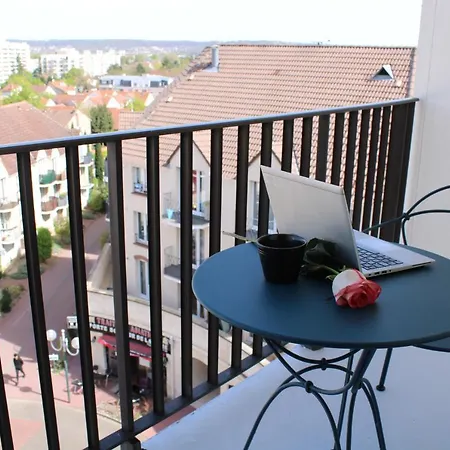 Ibis Gratien - Enghien-les-bains 圣格拉蒂安